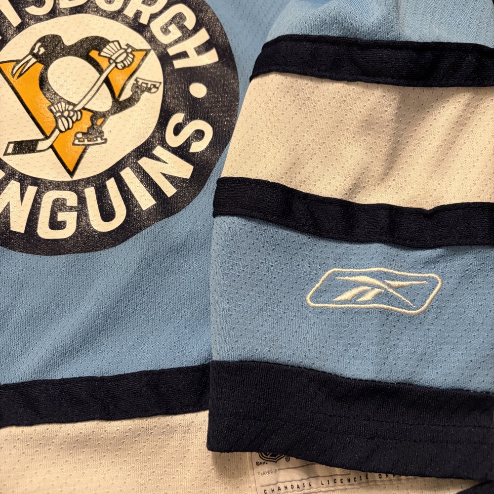 Pittsburgh Penguins Jersey Boys Medium Blue NHL Hockey Reebok S/M Throwback - Picture 5 of 10